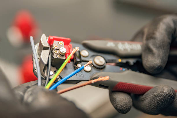 Best Circuit Breaker Repair  in Memphis, MO